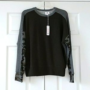 Sundry Dark Green & Grey Camo Sweatshirt